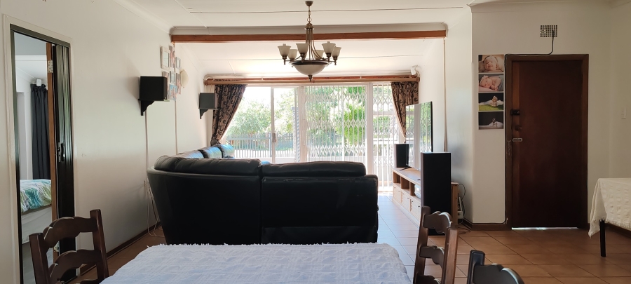 5 Bedroom Property for Sale in Parys Free State